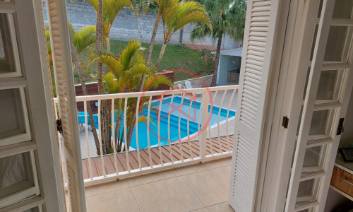 Chácara com 5.000 mts antes do Centro de Ibiúna