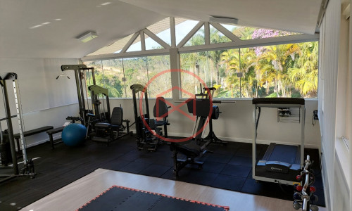 Chácara com 5.000 mts antes do Centro de Ibiúna