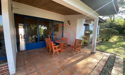 Chácara em Condomínio Antes do Centro de Ibiúna!!