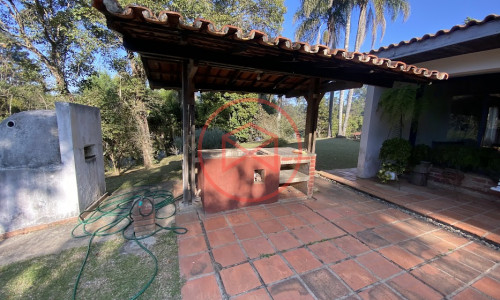 Chácara em Condomínio Antes do Centro de Ibiúna!!