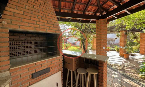 Chácara em Condomínio Antes do Centro de Ibiúna!!