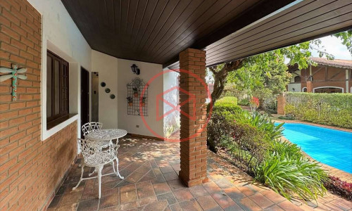 Chácara em Condomínio Antes do Centro de Ibiúna!!