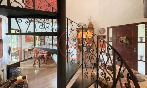 Chácara em Condomínio Antes do Centro de Ibiúna!!