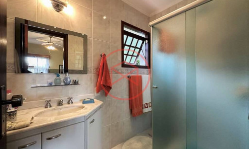 Chácara em Condomínio Antes do Centro de Ibiúna!!