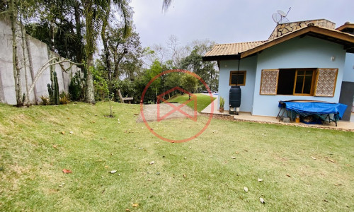 Chácara em Condomínio Fechado em Ibiúna!!