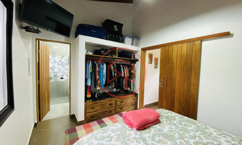 Chácara em Condomínio Fechado em Ibiúna!!