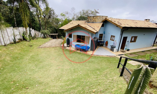 Chácara em Condomínio Fechado em Ibiúna!!