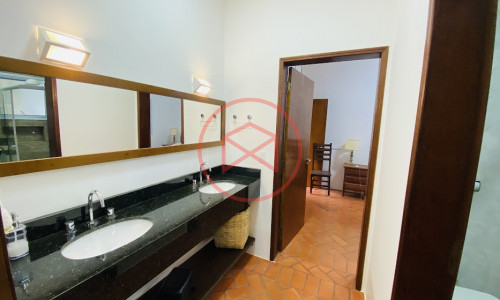 Chácara em Condomínio Fechado em Ibiúna!!