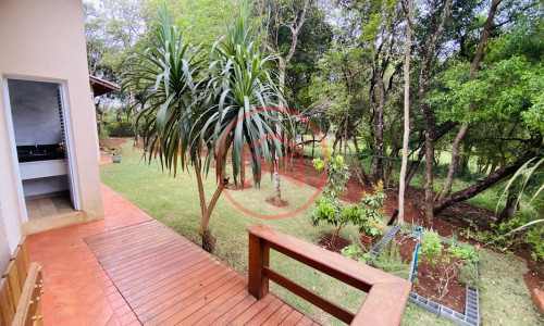 Chácara em Condomínio Fechado em Ibiúna!!