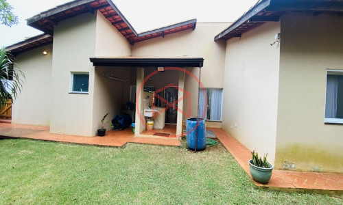 Chácara em Condomínio Fechado em Ibiúna!!