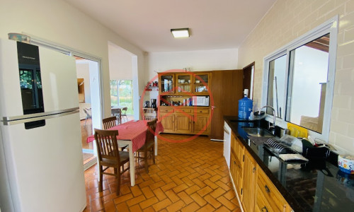 Chácara em Condomínio Fechado em Ibiúna!!