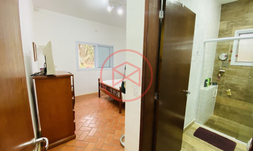 Chácara em Condomínio Fechado em Ibiúna!!