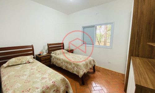 Chácara em Condomínio Fechado em Ibiúna!!