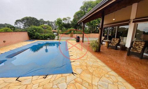 Chácara em Condomínio Fechado em Ibiúna!!