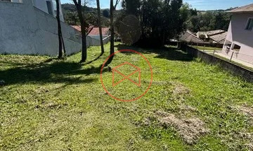 Lote em Condomínio Fechado Antes do Centro de Ibiúna!!