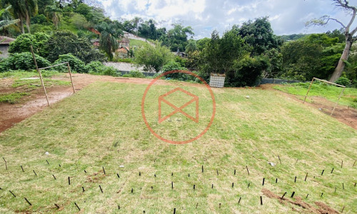 Chácara Próximo do Centro de Ibiúna!!