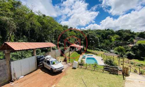 Chácara Próximo do Centro de Ibiúna!!