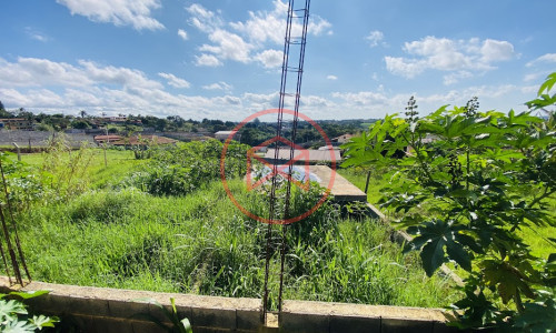 Chácara em Condomínio Antes do Centro de Ibiúna!!