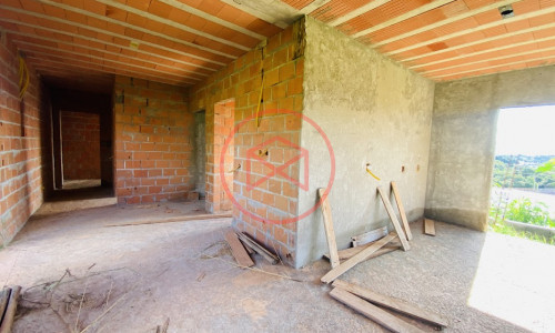 Chácara em Condomínio Antes do Centro de Ibiúna!!