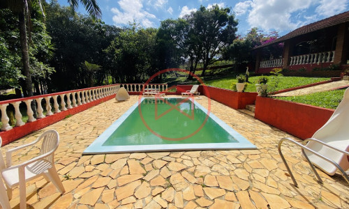 Chácara Antes do Centro de Ibiúna!!