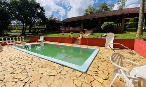 Chácara Antes do Centro de Ibiúna!!