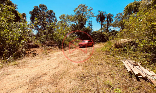 Lote em condomínio fechado!!