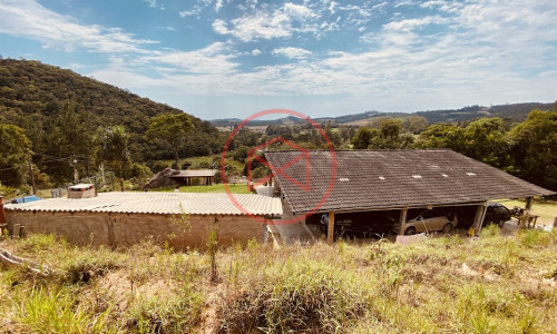 Chácara com 12.500 mts em Ibiúna!!