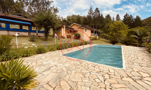 Chácara com 12.500 mts em Ibiúna!!