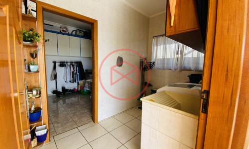 Casa em Condomínio de Alto Padrão!