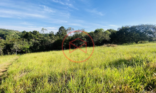 Terreno Próximo do centro de Ibiúna!