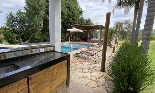 Chácara em Condomínio Fechado - Interior de São Paulo Ibiúna