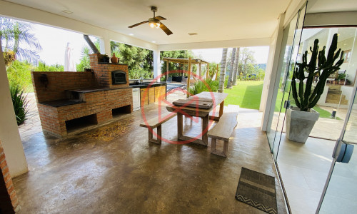 Chácara em Condomínio Fechado - Interior de São Paulo Ibiúna