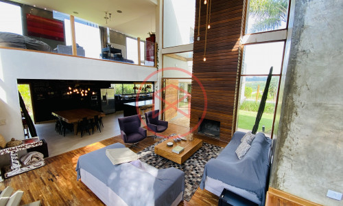 Chácara em Condomínio Fechado - Interior de São Paulo Ibiúna