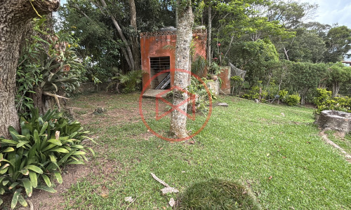 Chácara em condomínio Fechado Próximo ao centro de Ibiúna