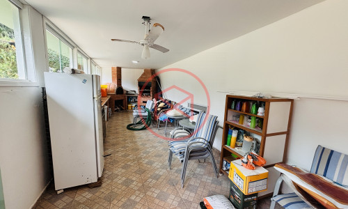 Chácara em condomínio Fechado Próximo ao centro de Ibiúna