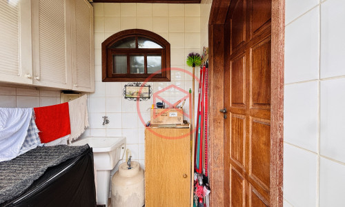 Chácara em condomínio Fechado Próximo ao centro de Ibiúna