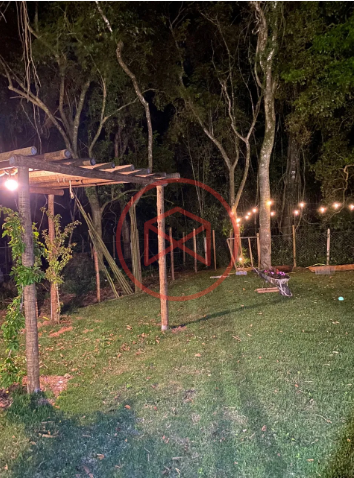 Chalé antes do centro de Ibiúna