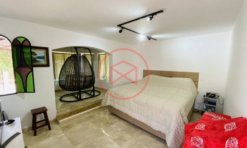 Casa em Condomínio Fechado antes do centro de Ibiúna.