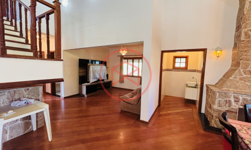 Chácara em Condomínio Fechado em Ibiúna. Interior de SP