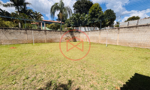 Chácara em Condomínio Fechado em Ibiúna. Interior de SP