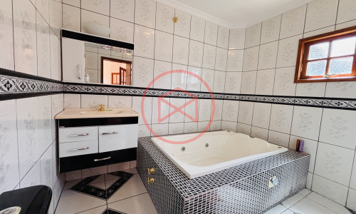 Chácara em Condomínio Fechado em Ibiúna. Interior de SP