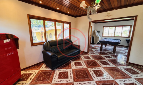 Chácara em Condomínio Fechado em Ibiúna. Interior de SP