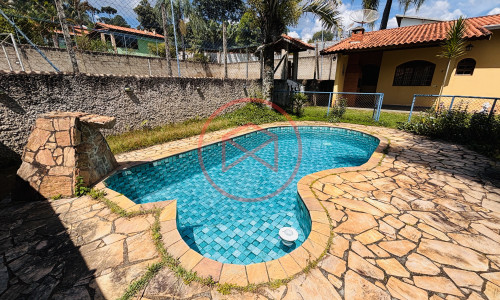 Chácara em Condomínio Fechado em Ibiúna. Interior de SP